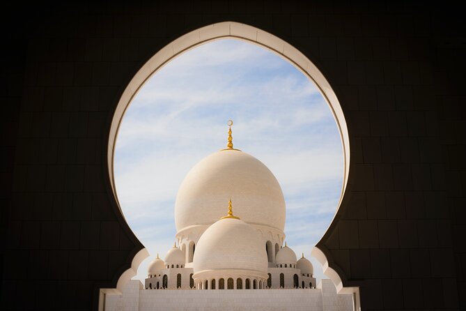 Private Full Day Tour Abu Dhabi City, Grand Mosque & Palace - Marina Mall is your lunch stop