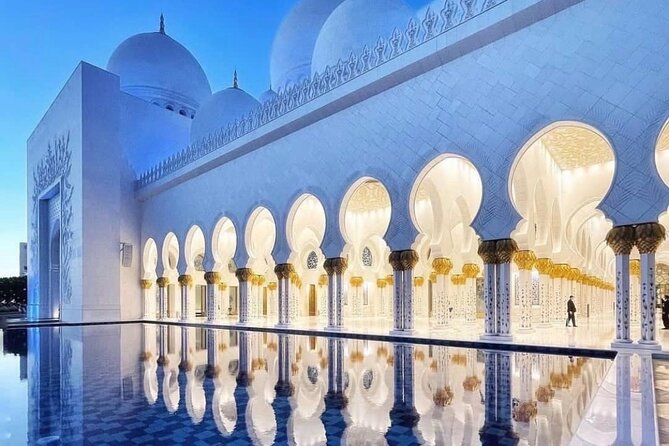 Private Full Day Tour Abu Dhabi City, Grand Mosque & Palace - What the $305.61 group price really means