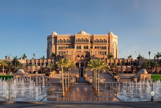 Private Guided Abu Dhabi Tour with BAPS Temple Visit from Dubai - Dates and Carpet Markets: A Short Taste of Local Commerce