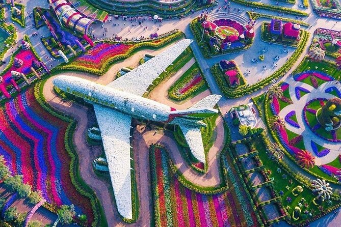 Private Half-Day Tour in Dubai Miracle Garden and Global Village - Moving from flowers to Global Village