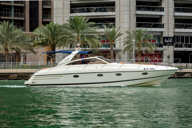 Private Luxury Everest Yacht Cruise from Dubai Marina - Sunset, skyline lights, and the best departure time