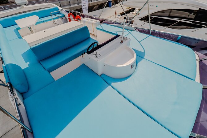 Private Luxury Yacht cruise around Atlantis and Dubai Marina - Choosing between daytime, sunset, and evening