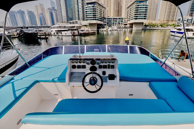 Private Luxury Yacht cruise around Atlantis and Dubai Marina - Service, reliability, and the one concern to address