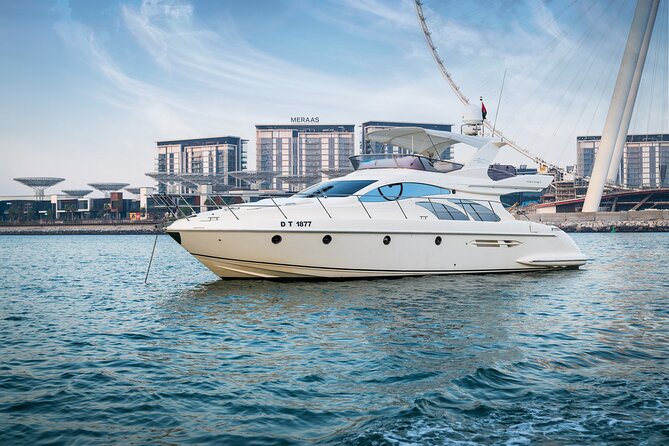 Private Luxury Yacht Cruise for up to 20 people - Bluewaters Island and Ain Dubai