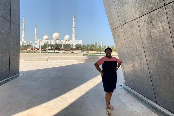 Private Sheikh Zayed Grand Mosque Tour - The guides who shape the experience
