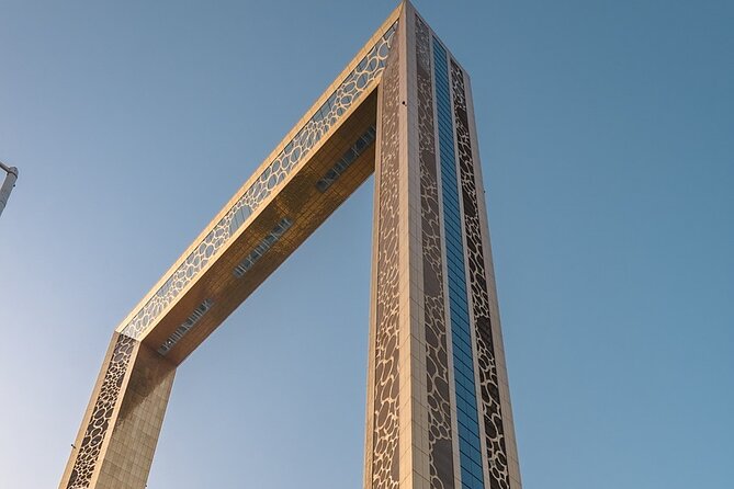 Private Tour: Dubai Frame, Burj Khalifa Entry and Dubai Fountain - What private transport is really worth