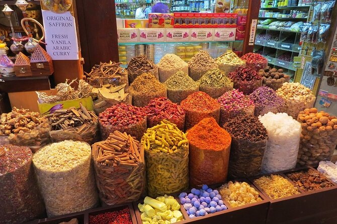 Private Tour: Half Day Dubai Highlight City Tour - Gold Souk: sparkle with a side of people-watching