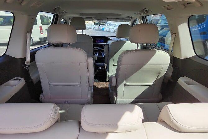 Private Transfer In Dubai - Help with luggage and group travel