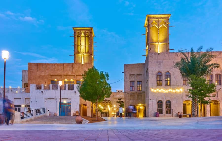 Private Walking Tour in Dubai / Old Dubai Tour - Starting at Sharaf DG and entering Al Fahidi