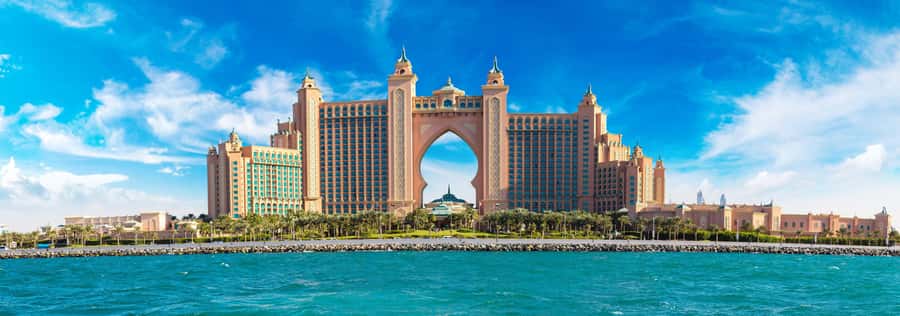 Ras Al Khaimah: Dubai Private Day Trip with Hotel Pickup - Dubai Creek and the abra crossing
