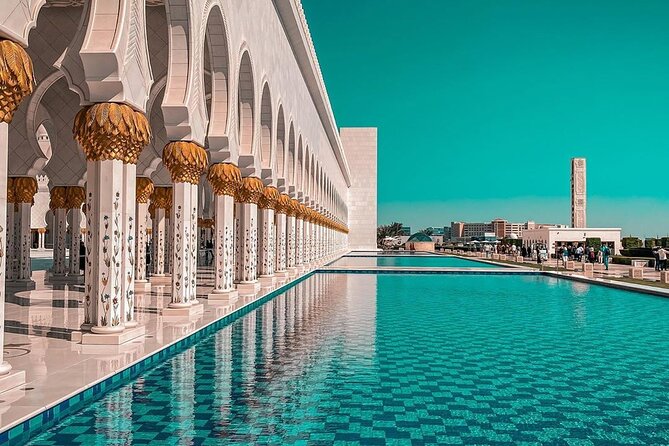 Sheikh Zayed Grand Mosque with Ferrari World from Dubai - Who will enjoy this day most?