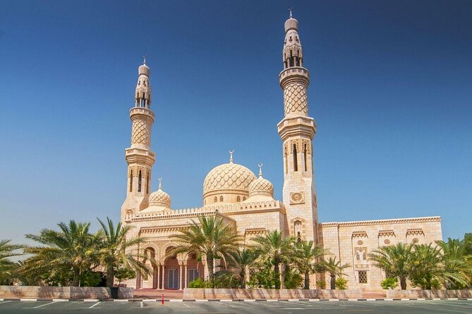 Snapshot Tour of Dubai includes photo stop at Atlantis & Madinath Jumeirah - Key points to know before booking