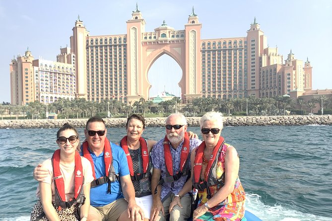 Speedboat Dubai: 60 Mins Guided Burj Al Arab & Atlantis Tour - A photo stop at Atlantis The Royal