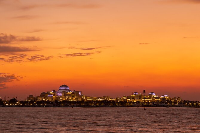 Sunset Corniche Cruise - 2 hours trip - Key details before you book