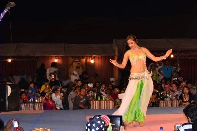 Sunset Desert Safari Dubai - Sunset photographs, sandboarding, and Arabic touches
