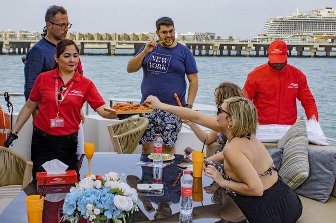 Superyacht Experience in Dubai with Dinner and Live Music - Practical details that can make or break the night