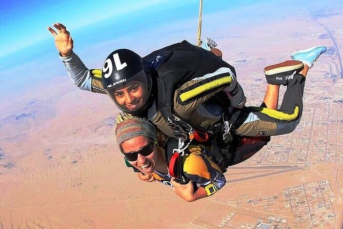 Tandem Skydive experience in Dubai - What the Dubai tandem skydive really involves