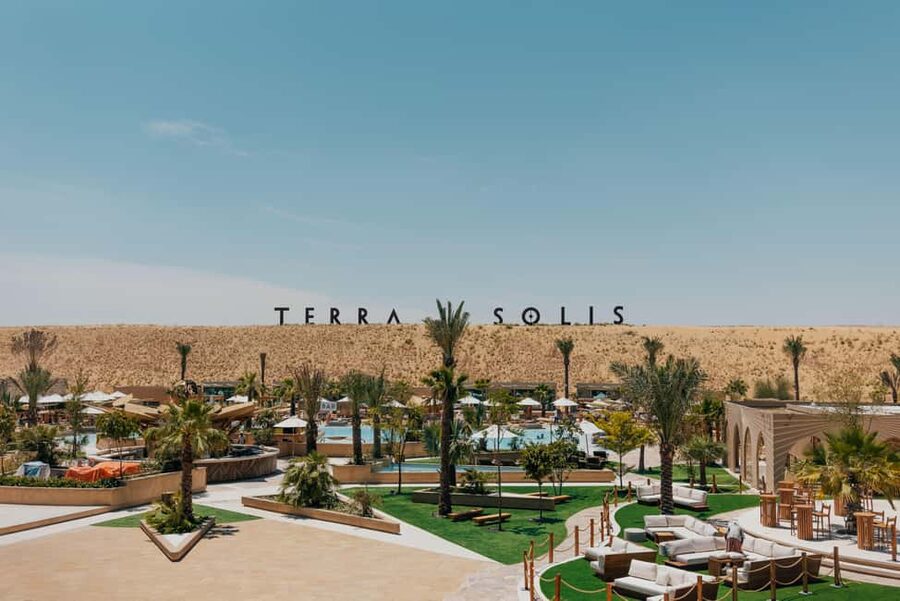 Terra Solis: Unwind and Re-Energize by the Pool - Using the AED100 food and drink credit