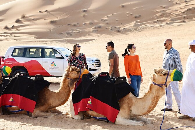Thrilling Desert Safari Dubai Adventure with Sand Boarding and Barbecue Dinner - Crowds, group size, and service standards