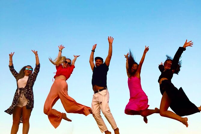 VIP Desert Safari with High Red Dune Bashing & Live BBQ Dinner - Quick points before you book
