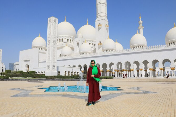 Visit To Ferrari World And Sheikh Zayed Mosque - Entering Sheikh Zayed Grand Mosque