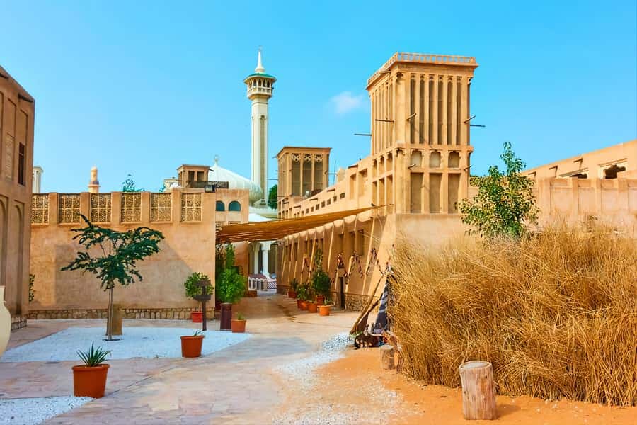 walking tour in old dubai, souks, abra boat, old town - Why Old Dubai deserves three hours