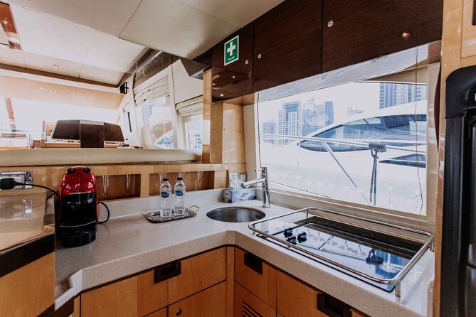 Yacht Trip Dubai : Book 56 ft Premium Yacht up to 21 people - Choosing between one and five hours